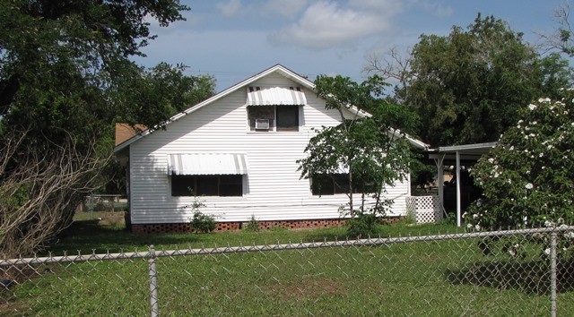 back entrance from miramar st.